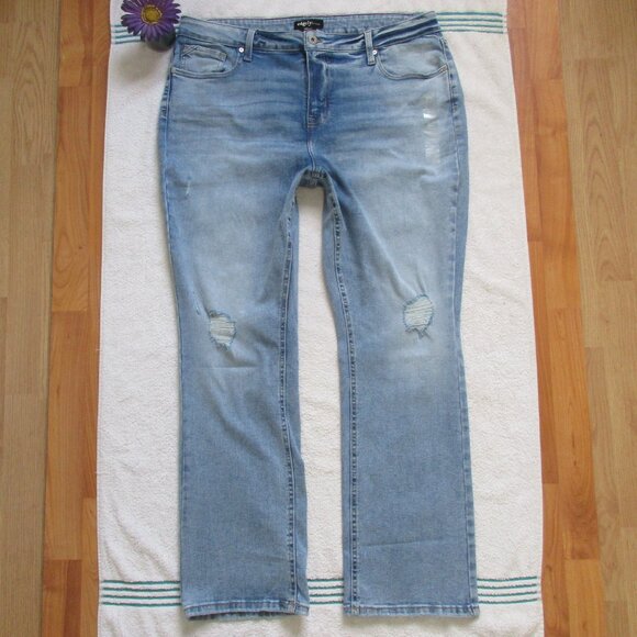 New Maurices EDGELY Jeans Size 20W Curvy High Rise Slim Boot Cut Denim - Picture 2 of 7